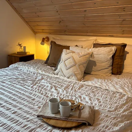 Familiehytte Med Båt Inkludert *