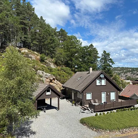 Familiehytte Med Båt Inkludert Feriehus *